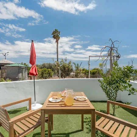 Дом отдыха La Atalaya Адехе